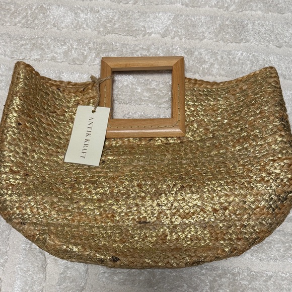 Antik Kraft Handbags - Antik Kraft Gold Woven Tote with Wooden Square Handles